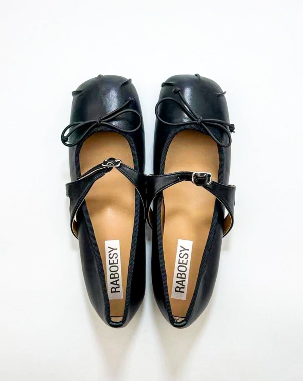 Round Toe Strap Ballet Flats