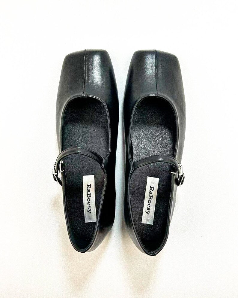 Plain Toe Mary Jane Flats