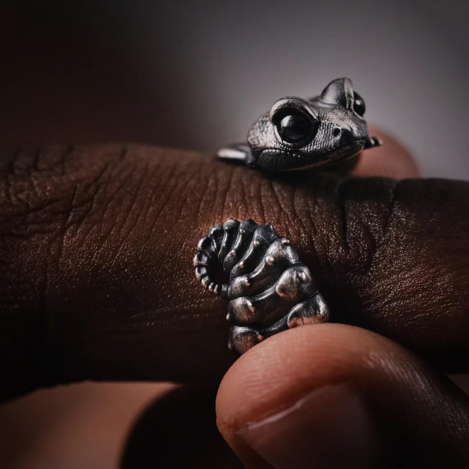 Knob Tail Gecko Ring